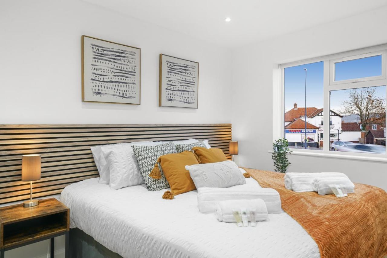 Modern Bungalow In Maidstone Sleeps 5 With Free Parking 외부 사진