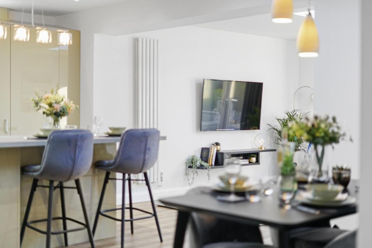 Modern Bungalow In Maidstone Sleeps 5 With Free Parking 외부 사진