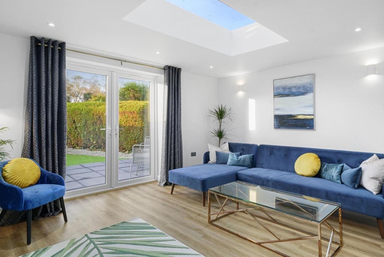 Modern Bungalow In Maidstone Sleeps 5 With Free Parking 외부 사진